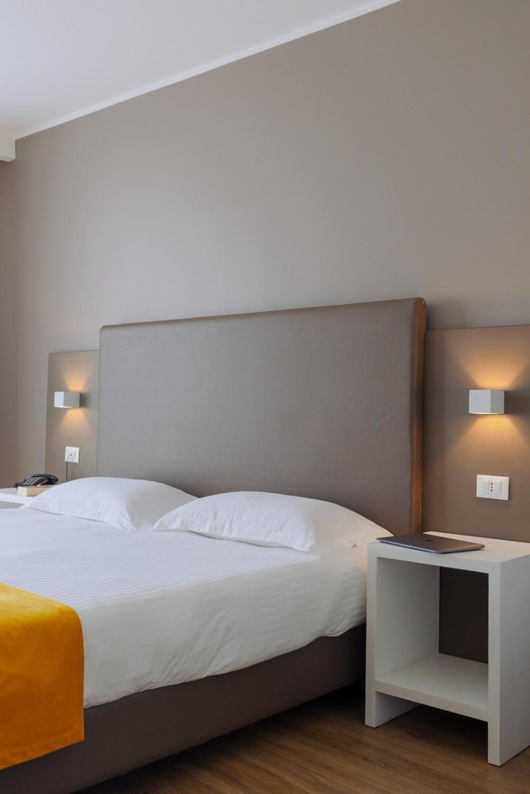 Hotel Bel 3 ปาแลร์โม ภายนอก รูปภาพ