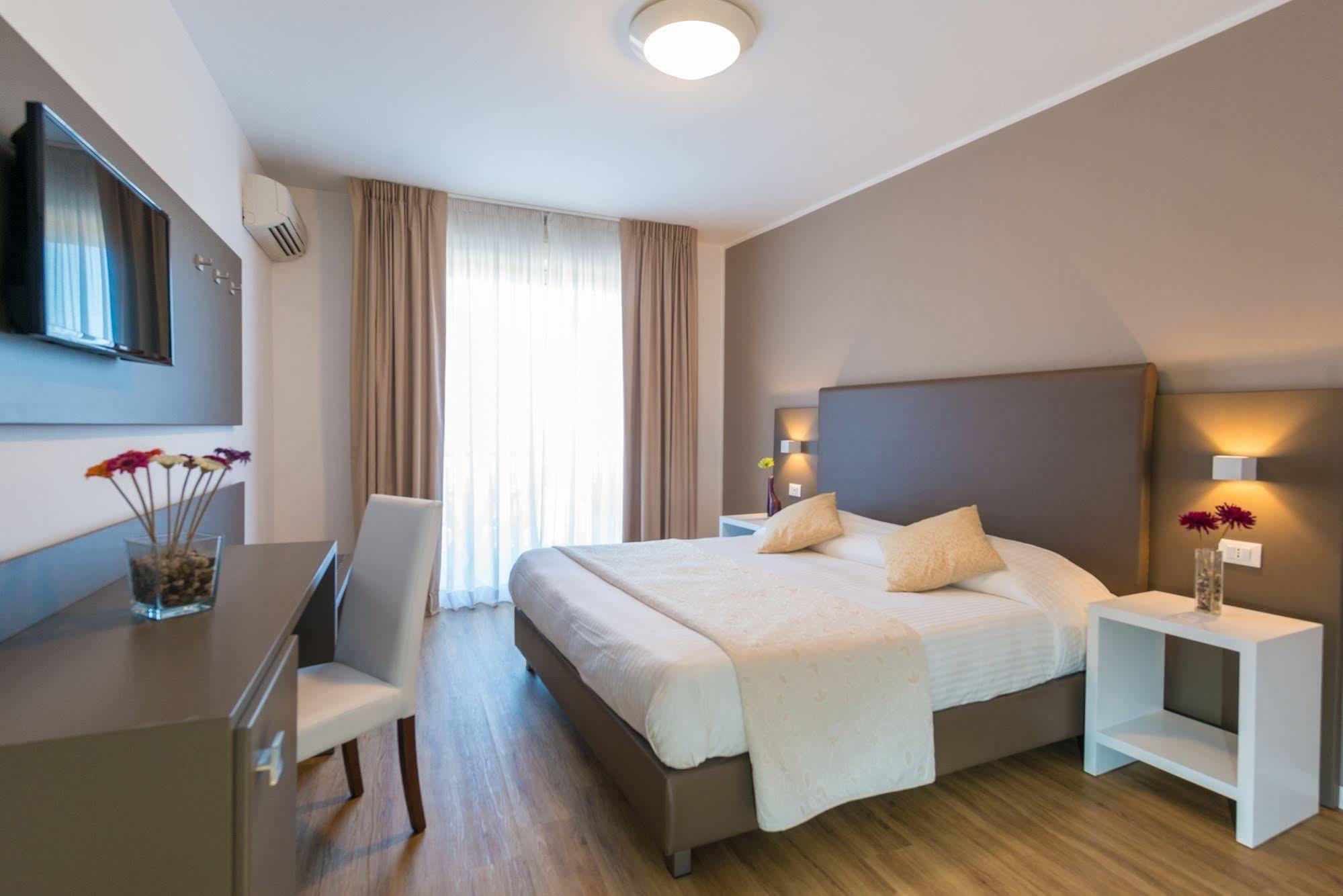 Hotel Bel 3 ปาแลร์โม ภายนอก รูปภาพ
